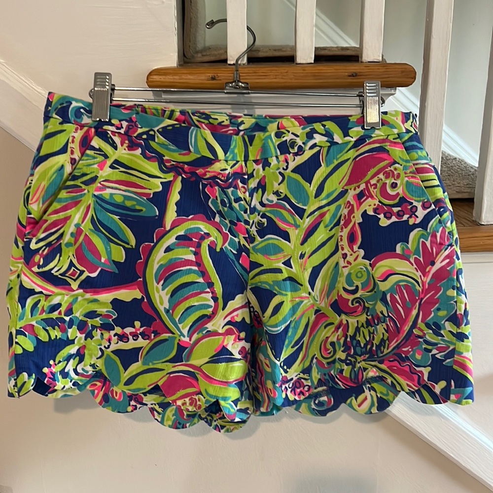 Lilly Pulitzer size 6 shorts